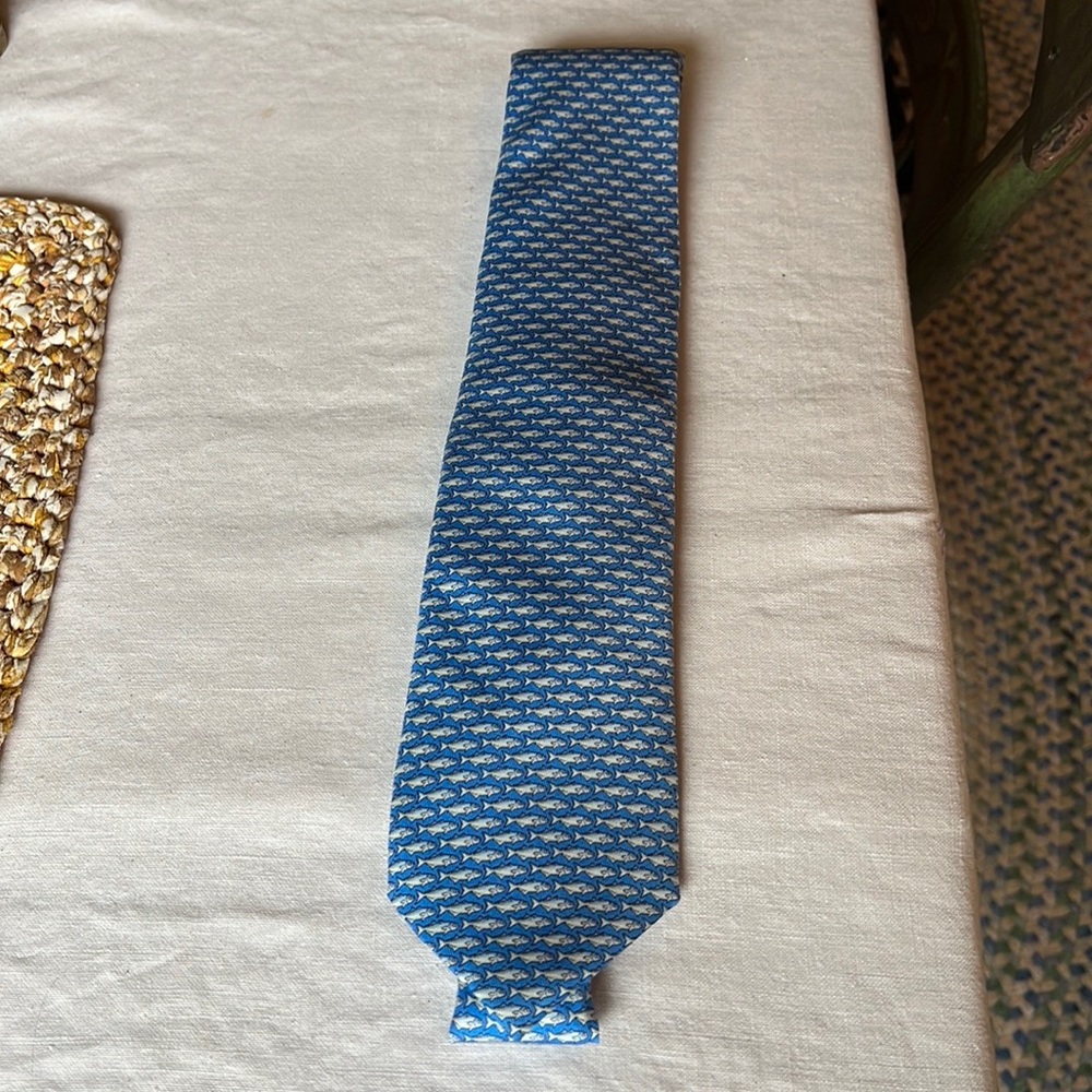 Vineyard Vines Blue Fish Tie